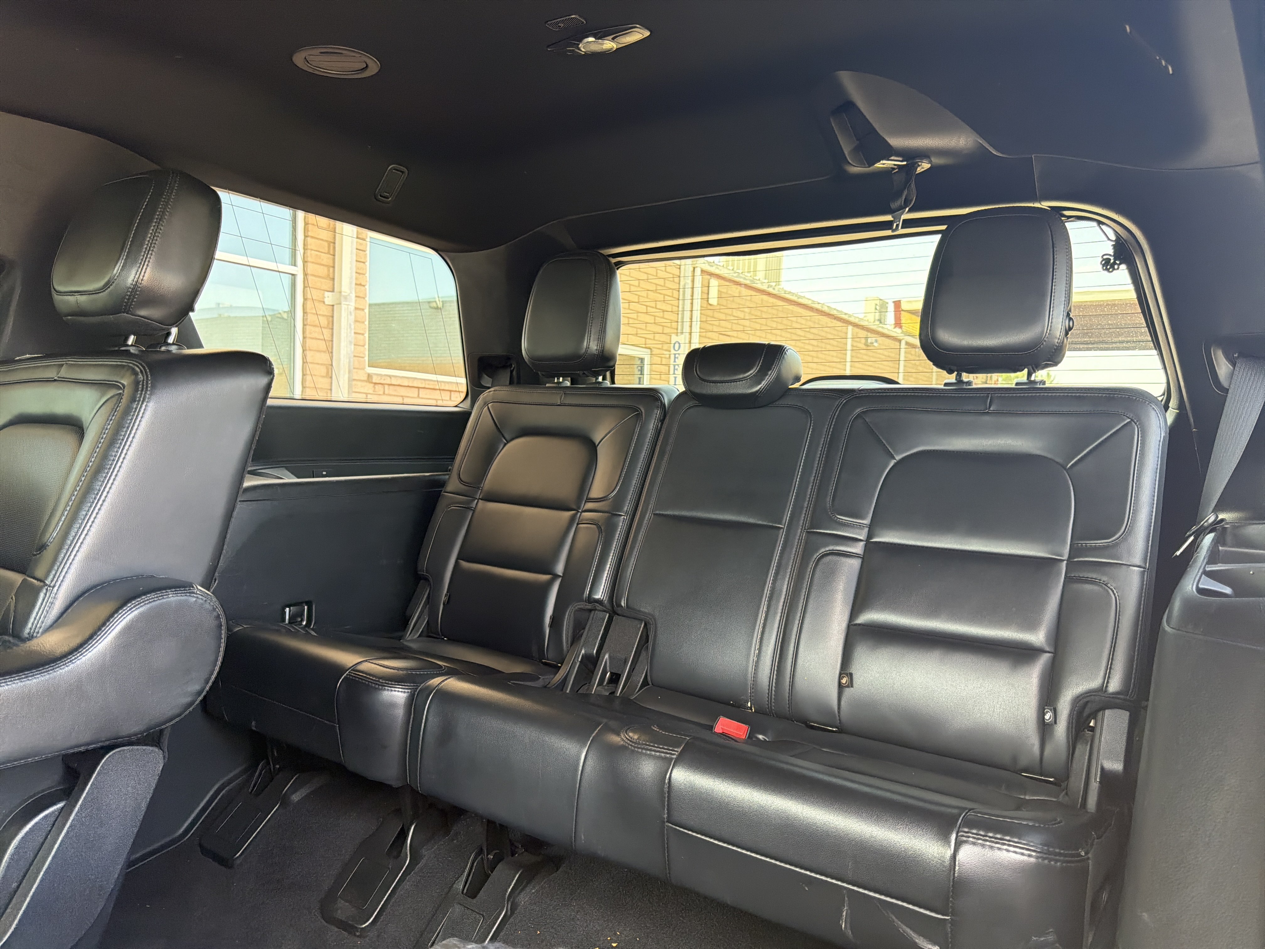 Used 2021 Lincoln Navigator Reserve RWD image 10
