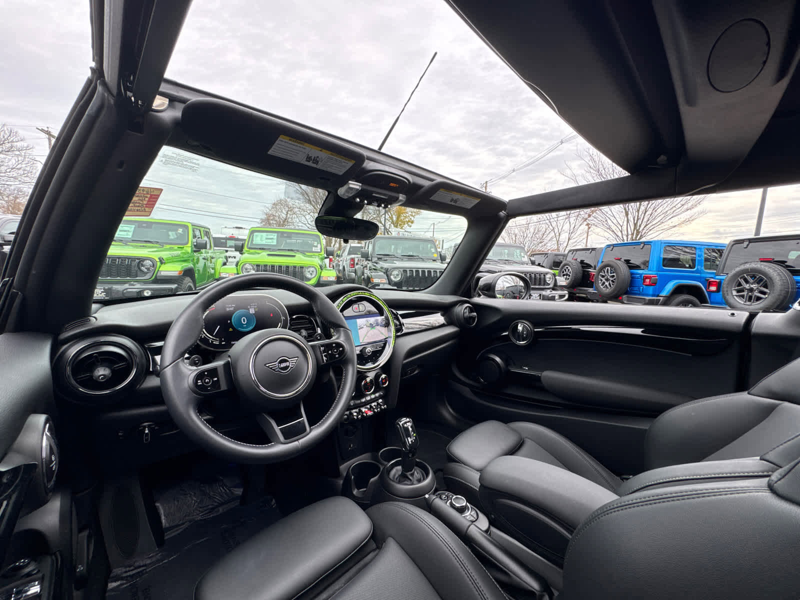 Used 2022 MINI Cooper S image 34
