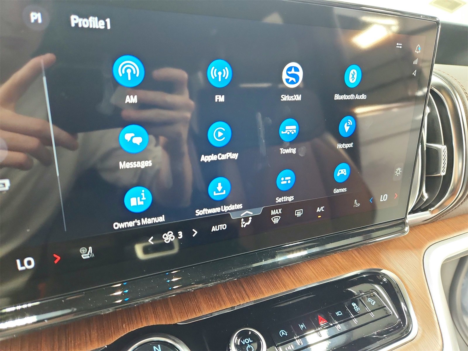 New 2025 Ford Expedition King Ranch image 29