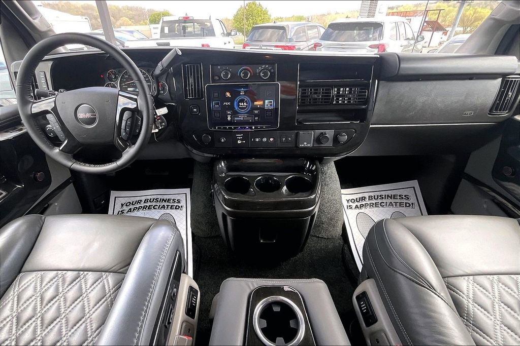 Used 2024 GMC Savana 2500 w/ Driver Convenience Package RWD image 9