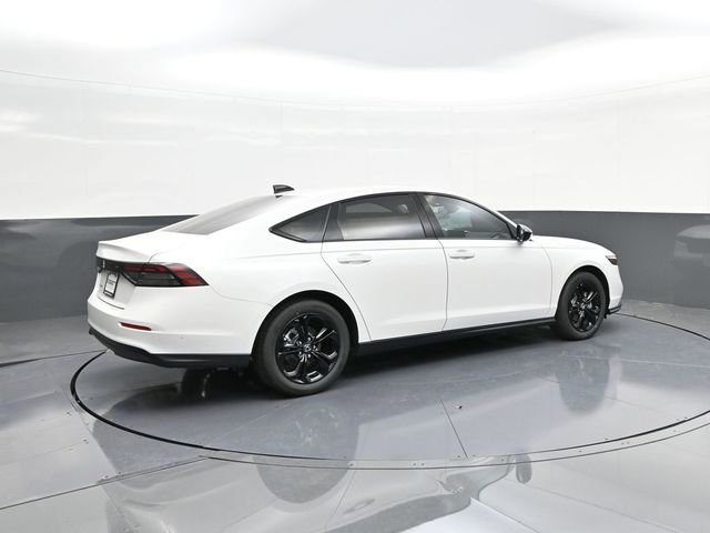 New 2025 Honda Accord SE image 13