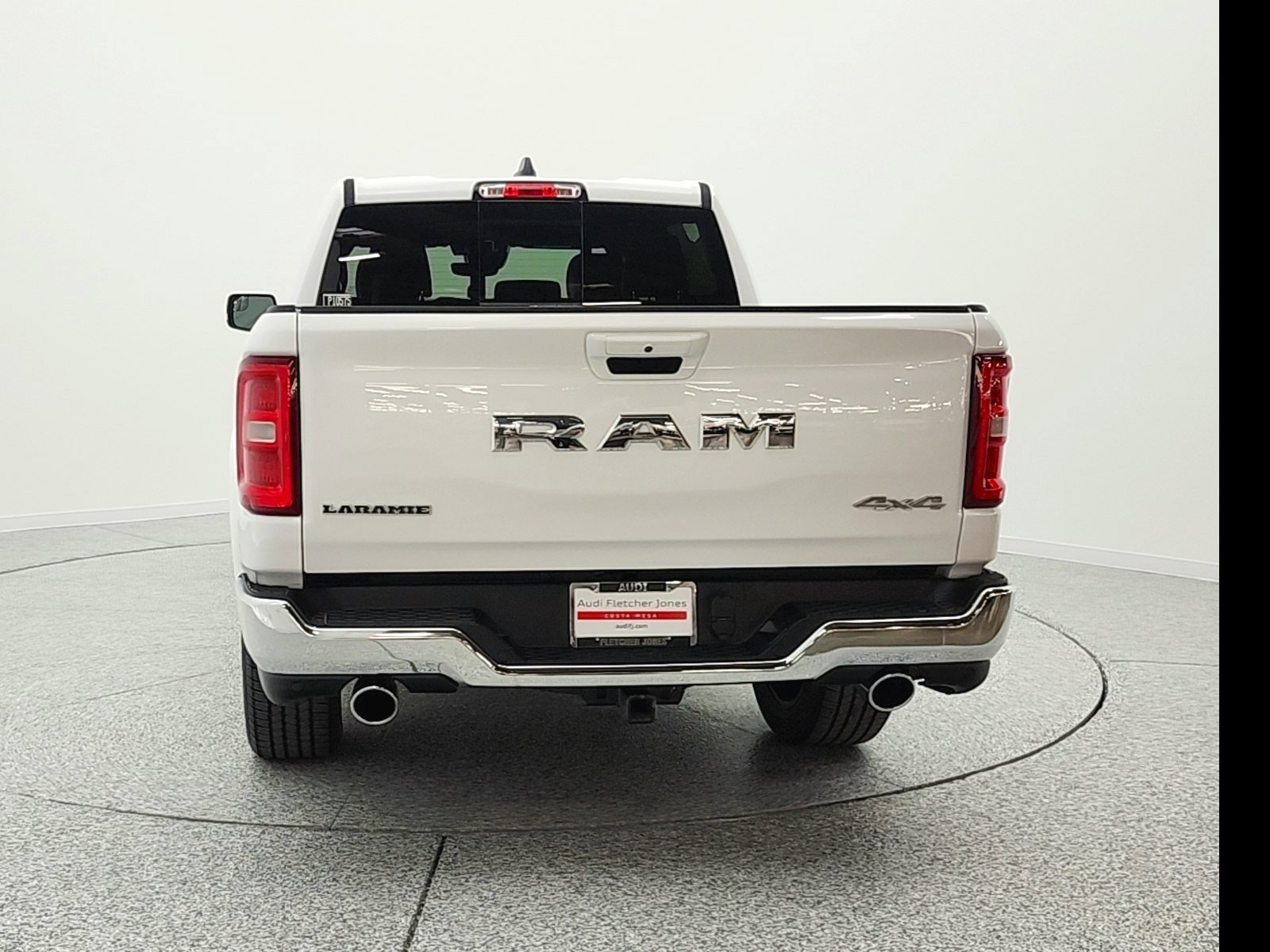 Used 2026 RAM 1500 Laramie AWD/4WD image 6