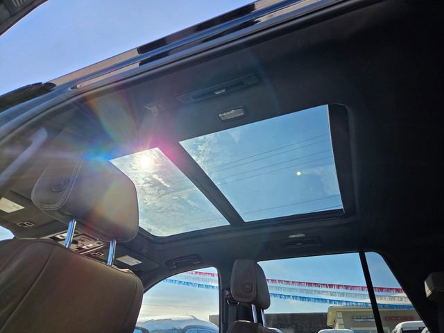 Used 2023 Chevrolet Tahoe High Country image 25