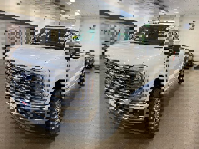 New 2026 Ford F350 Lariat w/ Lariat Ultimate Package image 4