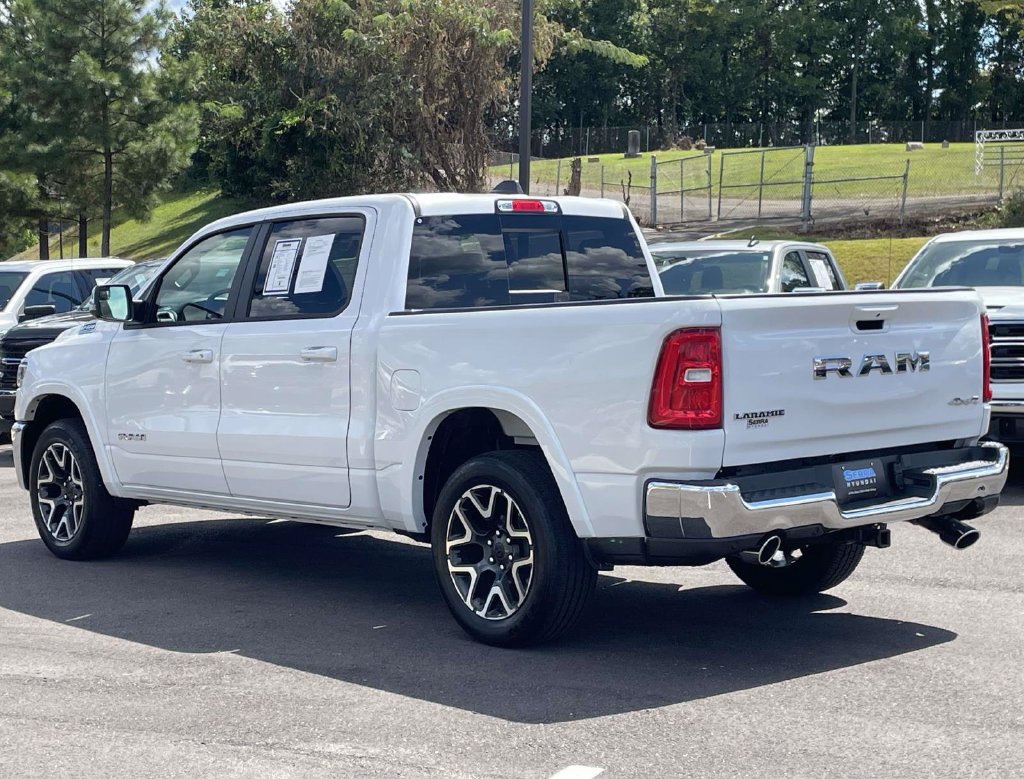 Used 2026 RAM 1500 Laramie AWD/4WD image 5