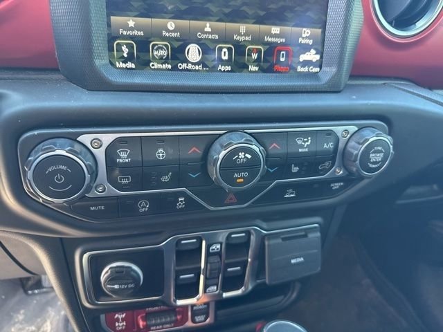 Used 2023 Jeep Gladiator Rubicon w/ LED Lighting Group AWD/4WD image 23