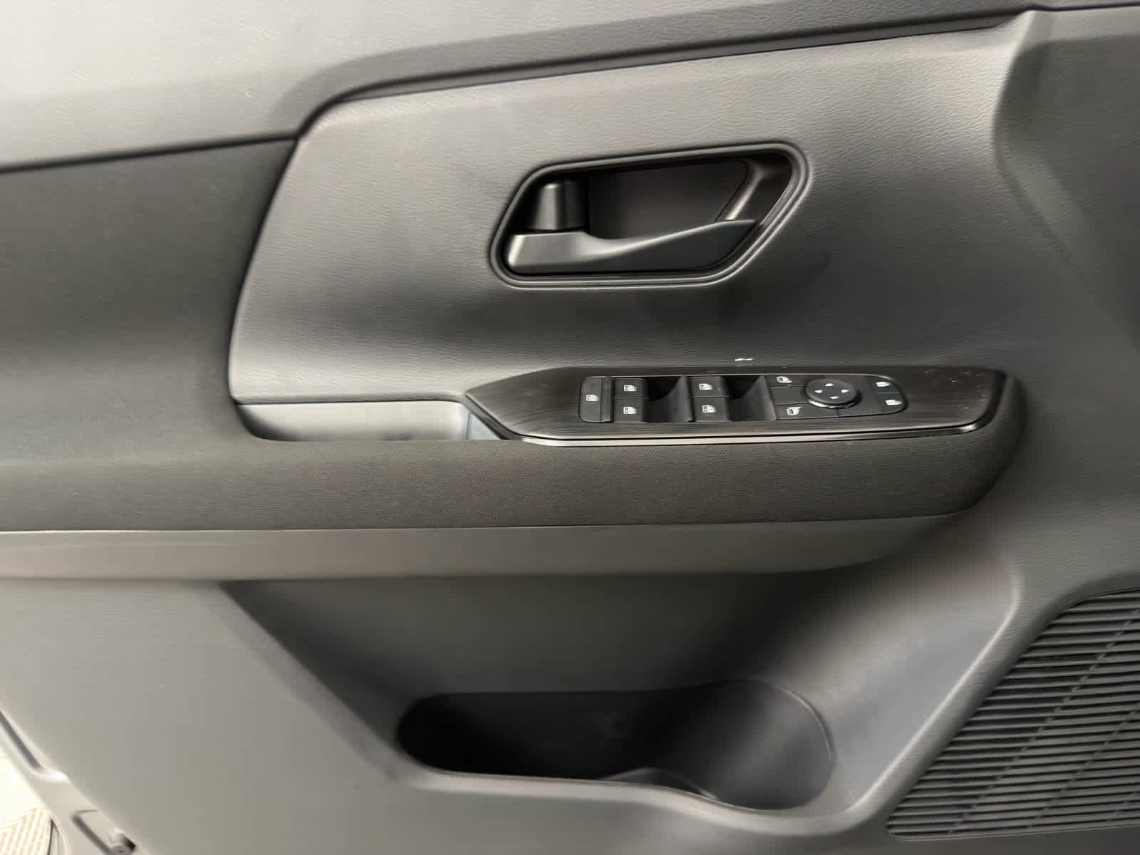 New 2026 Nissan Kicks S FWD image 22
