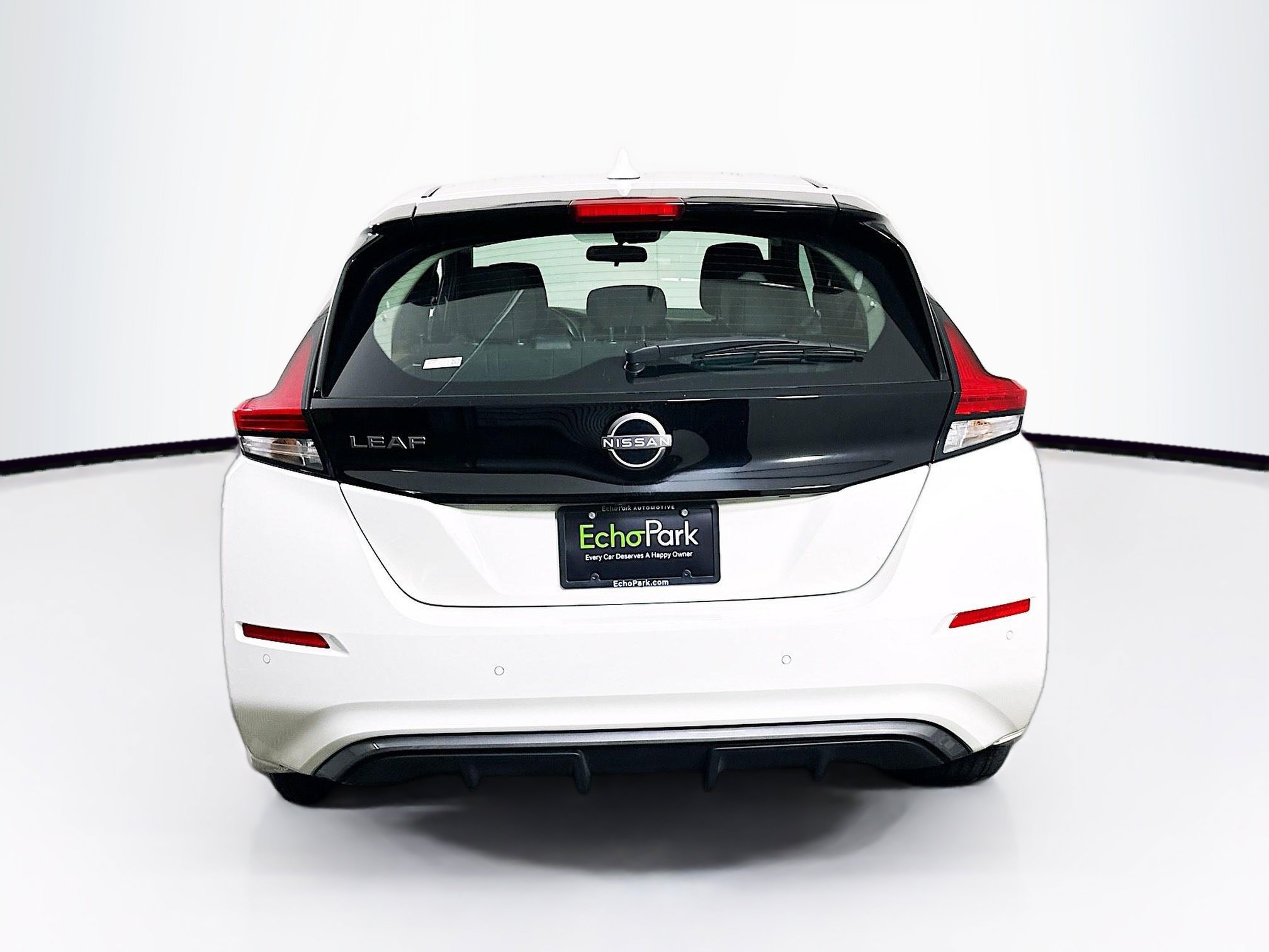 Used 2025 Nissan Leaf S FWD image 7