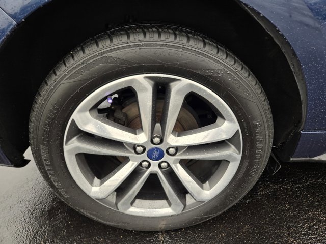 Used 2017 Ford Edge Sport w/ Equipment Group 401A AWD/4WD image 46