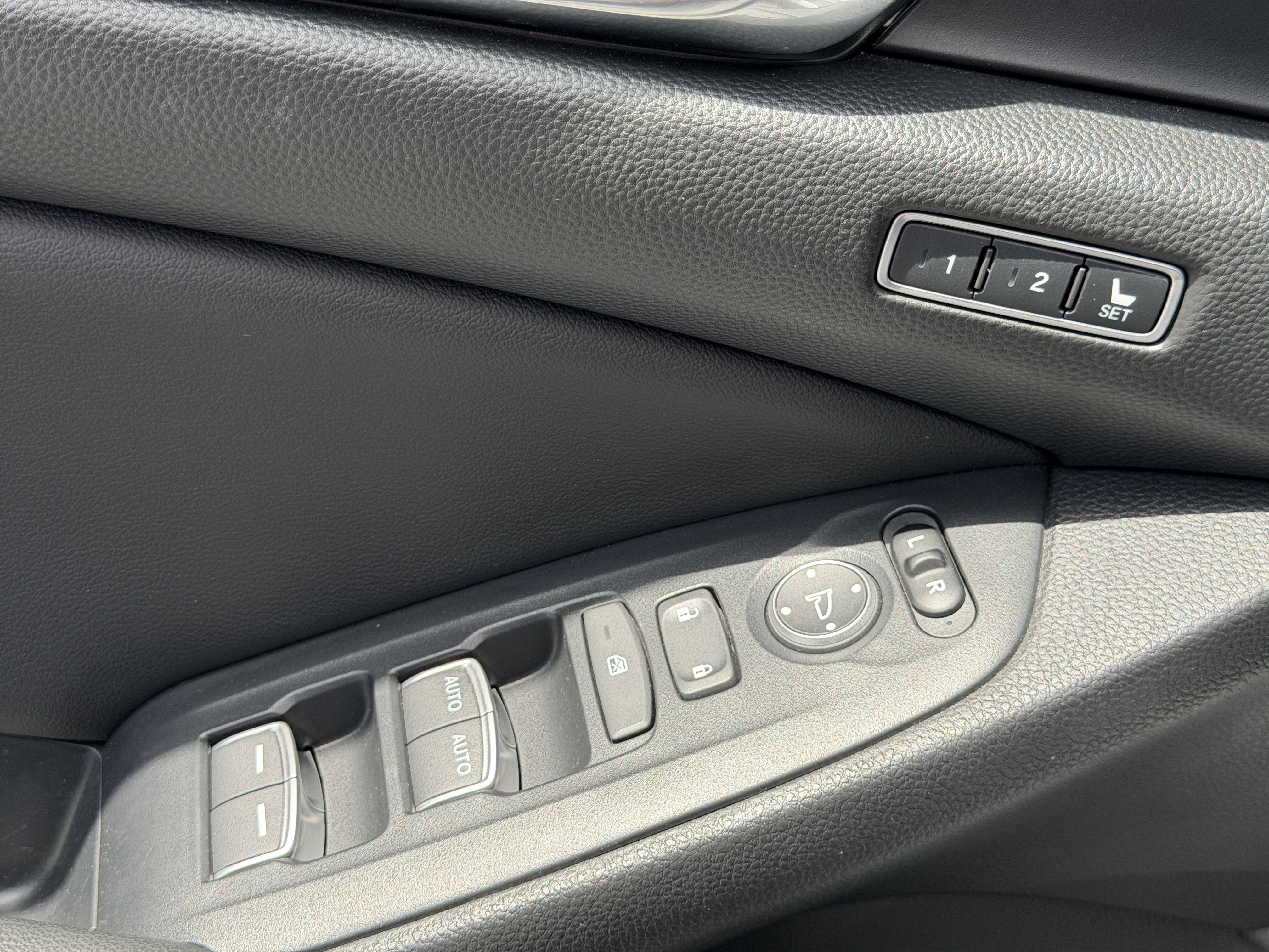 Used 2019 Honda Accord Touring image 21