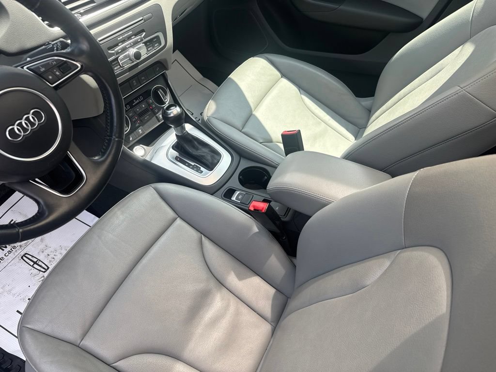 Used 2016 Audi Q3 2.0T Premium Plus w/ Technology Package AWD/4WD image 17