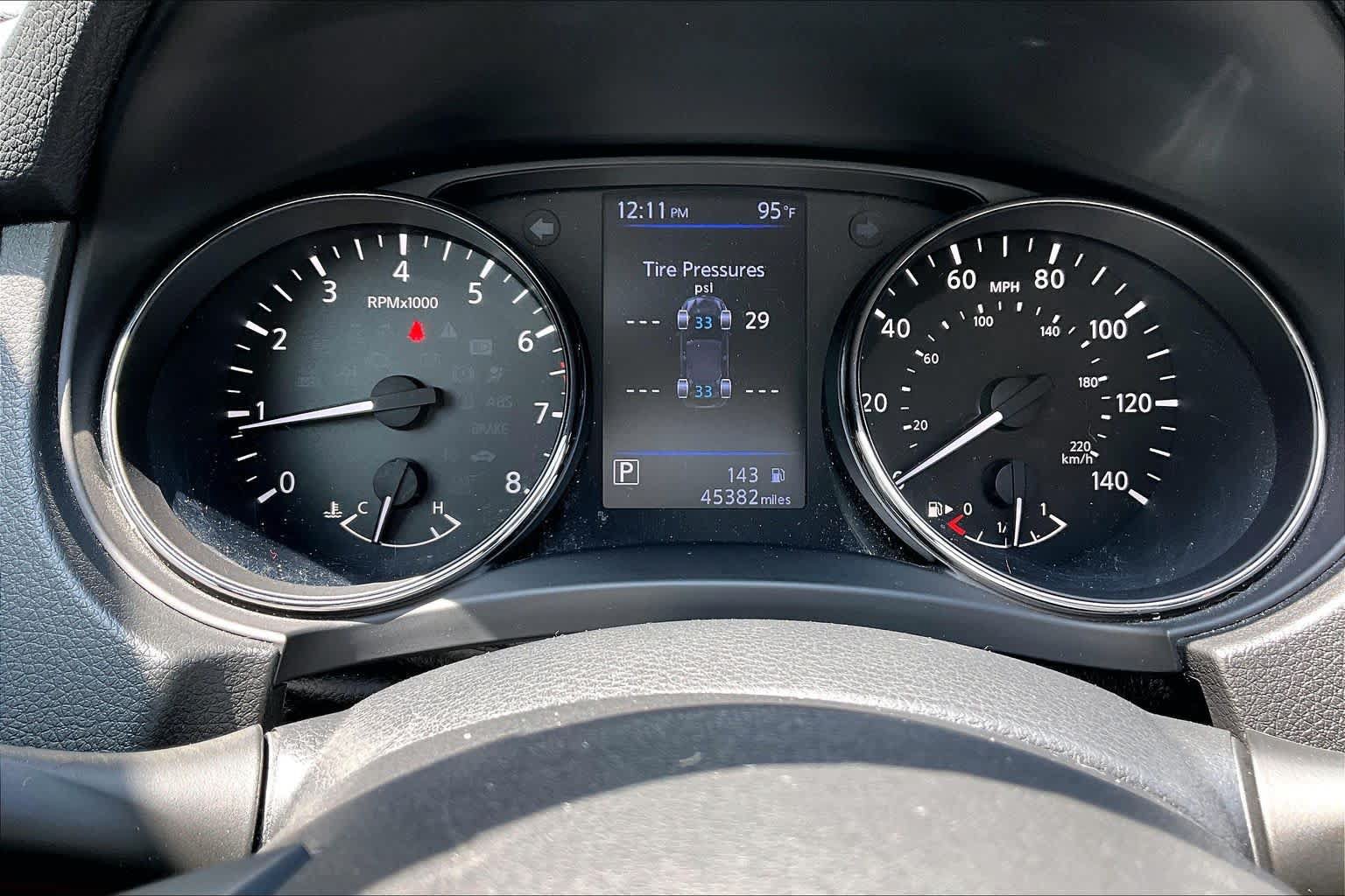 Used 2021 Nissan Rogue Sport SV w/ Technology Package FWD image 25
