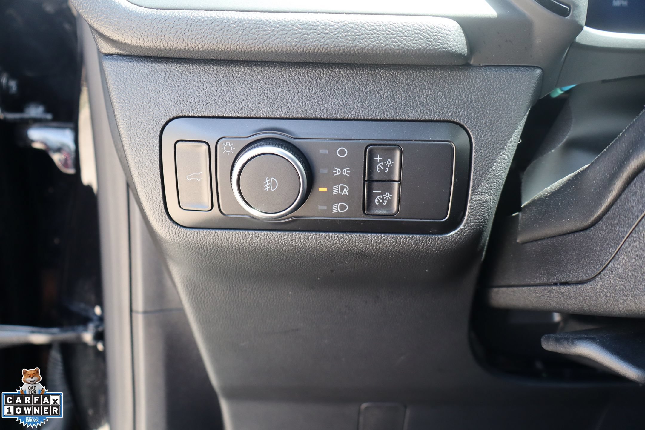 Used 2025 Ford Escape ST-Line Select AWD/4WD image 13