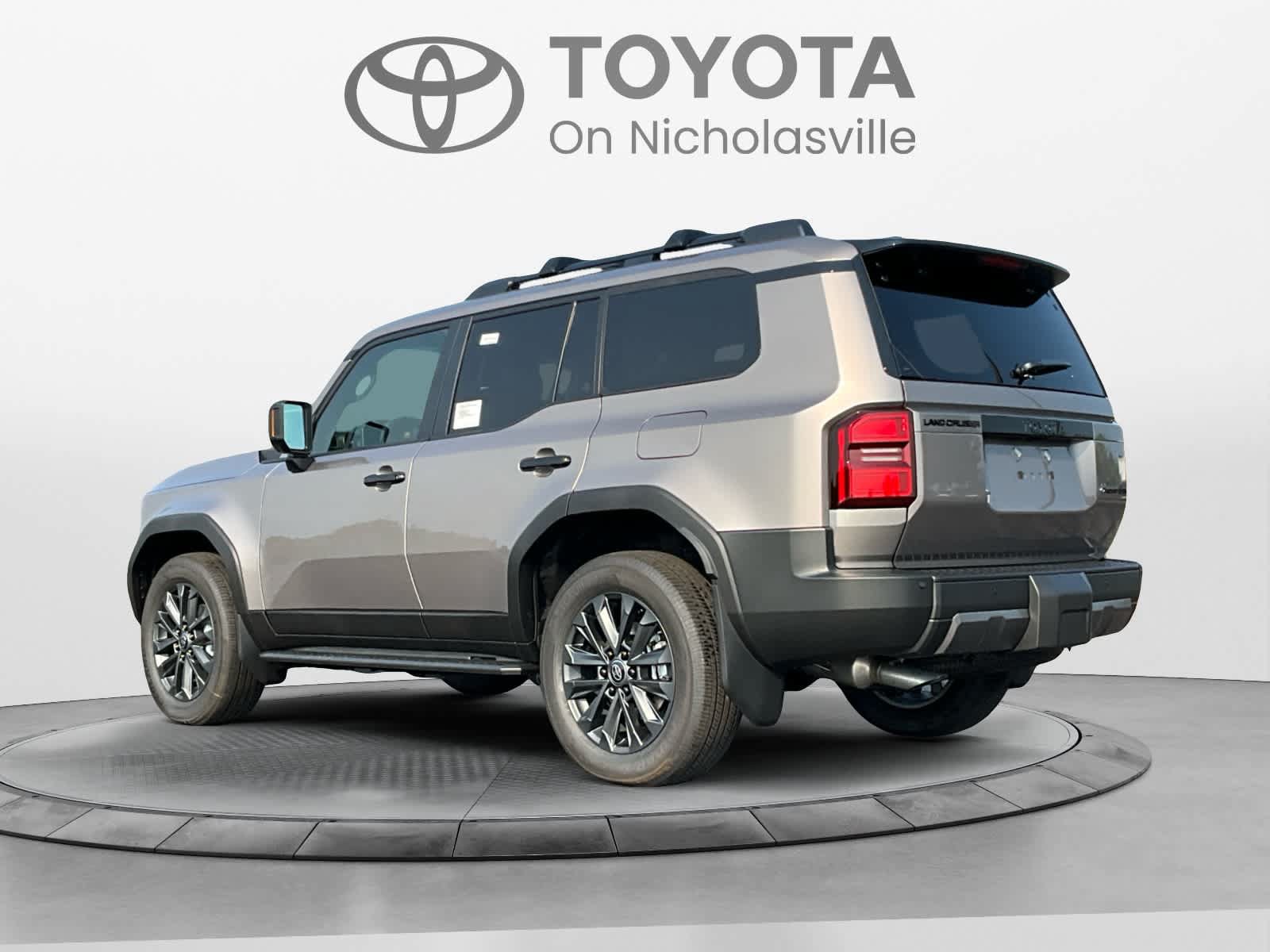 Used 2027 Toyota Land Cruiser AWD/4WD image 3