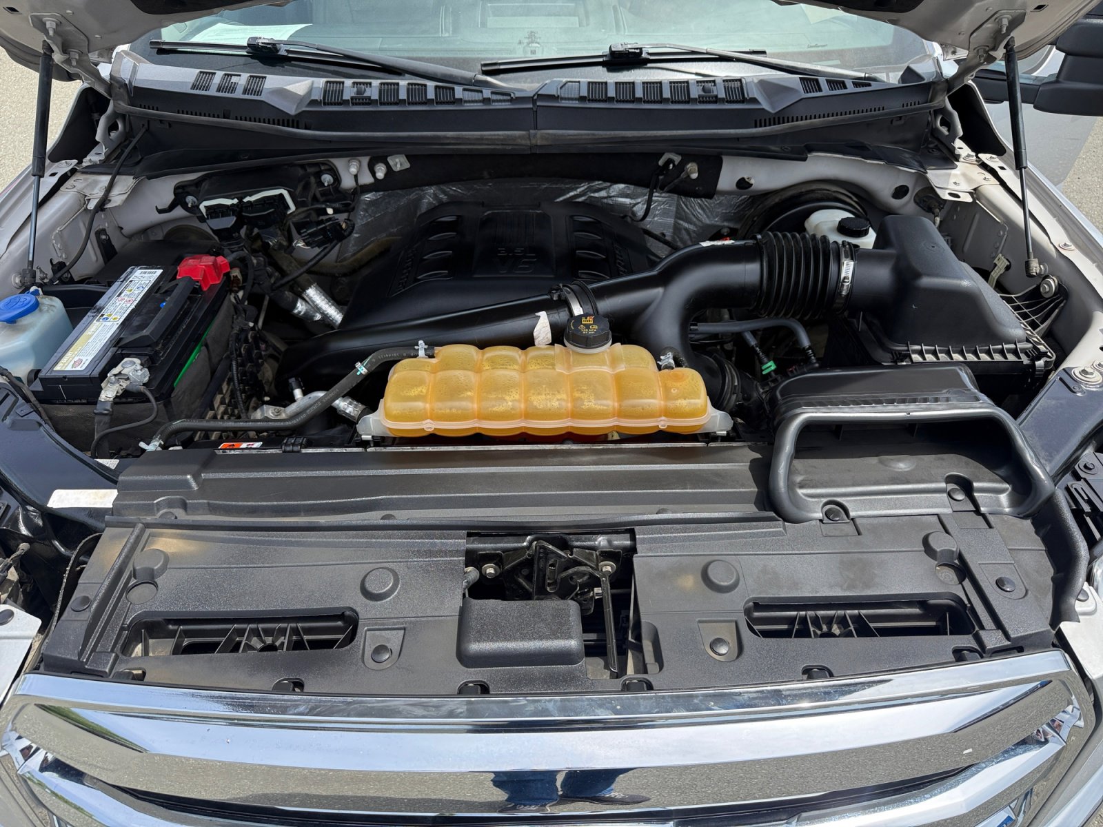 Used 2016 Ford F150 Lariat w/ Equipment Group 501A Mid RWD image 20