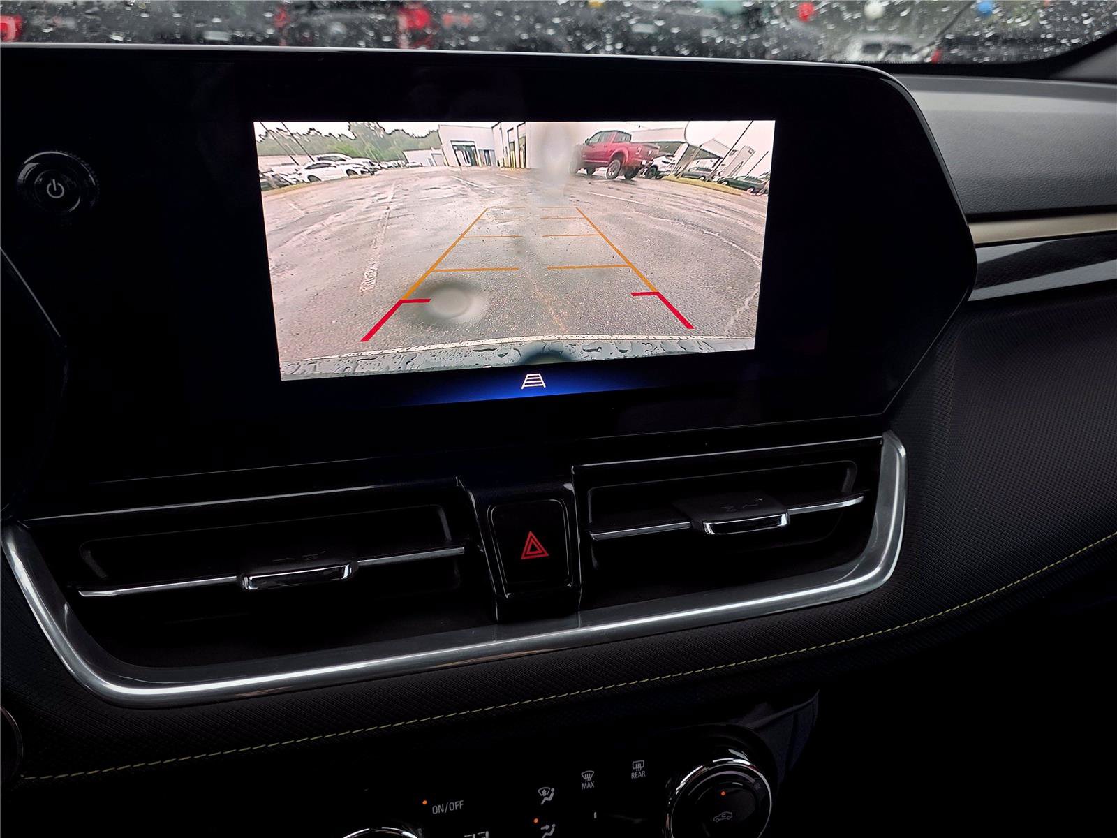 Used 2025 Chevrolet TrailBlazer ACTIV w/ Convenience Package FWD image 14