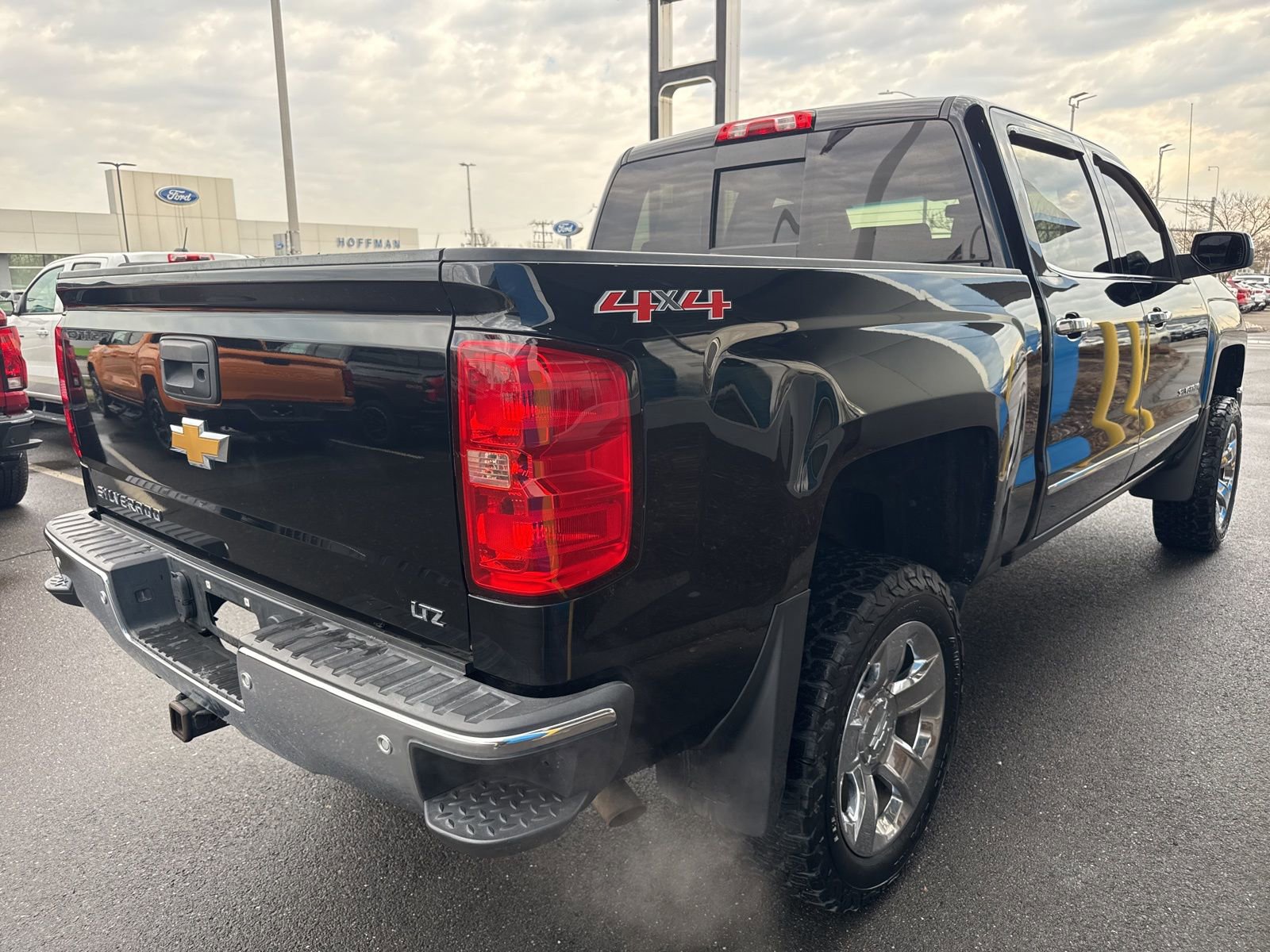 Used 2015 Chevrolet Silverado 1500 LTZ w/ LTZ Plus Package image 6