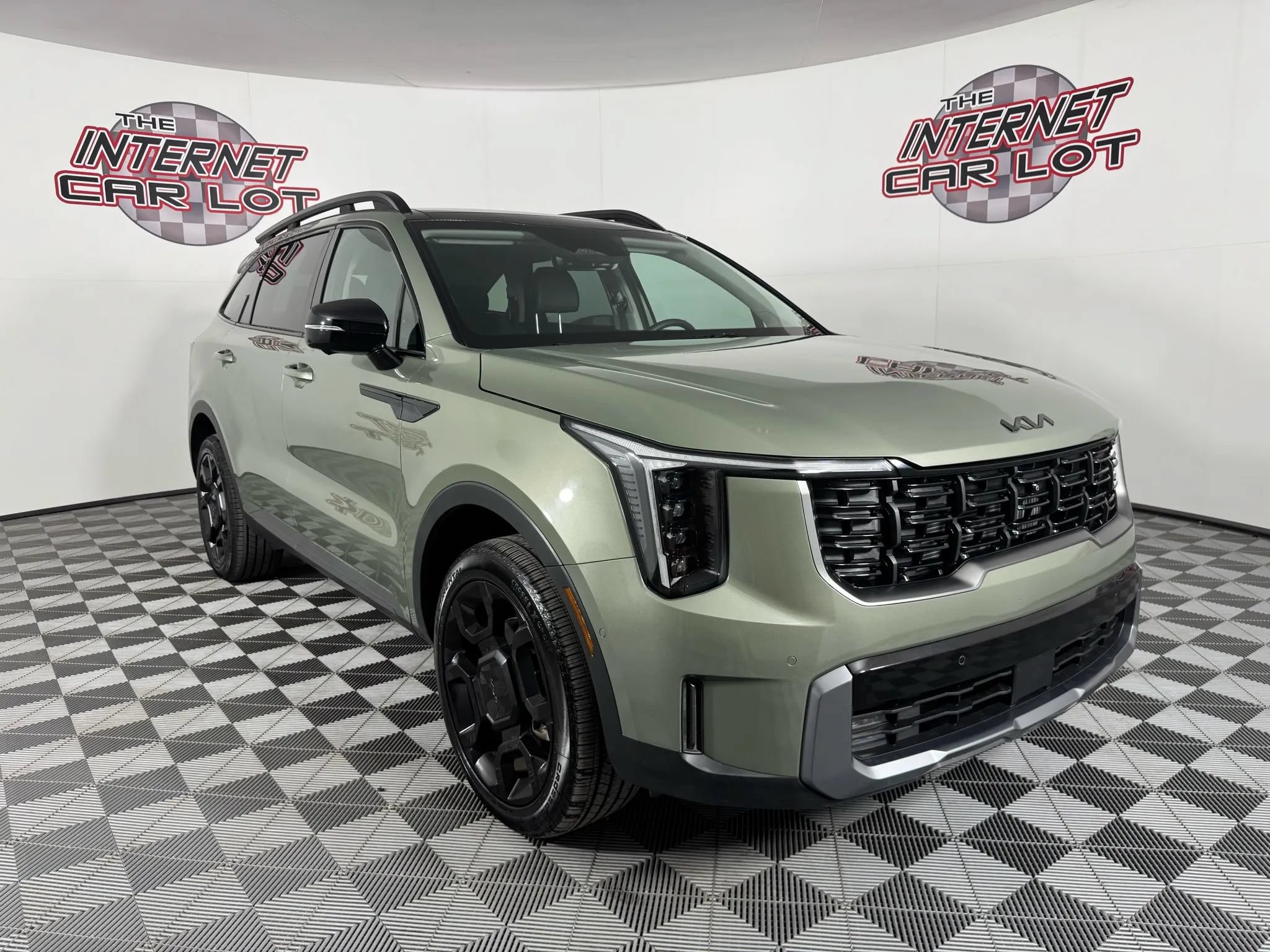 Used 2025 Kia Sorento SX AWD/4WD image 9