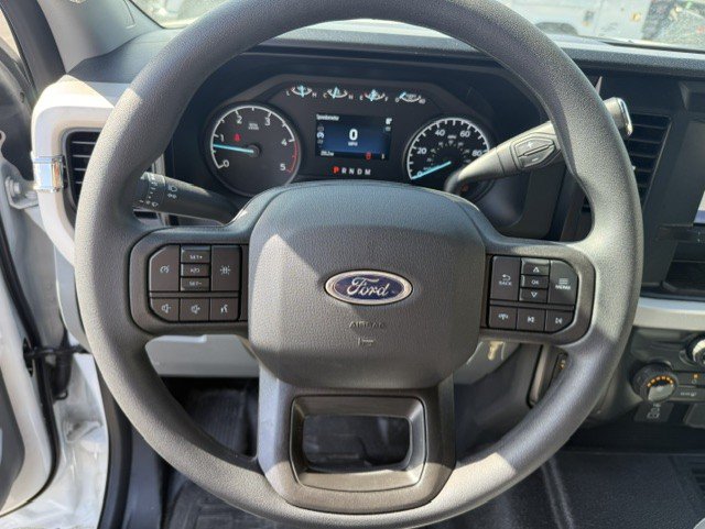 New 2026 Ford F550 4x4 Supercab Super Duty image 17