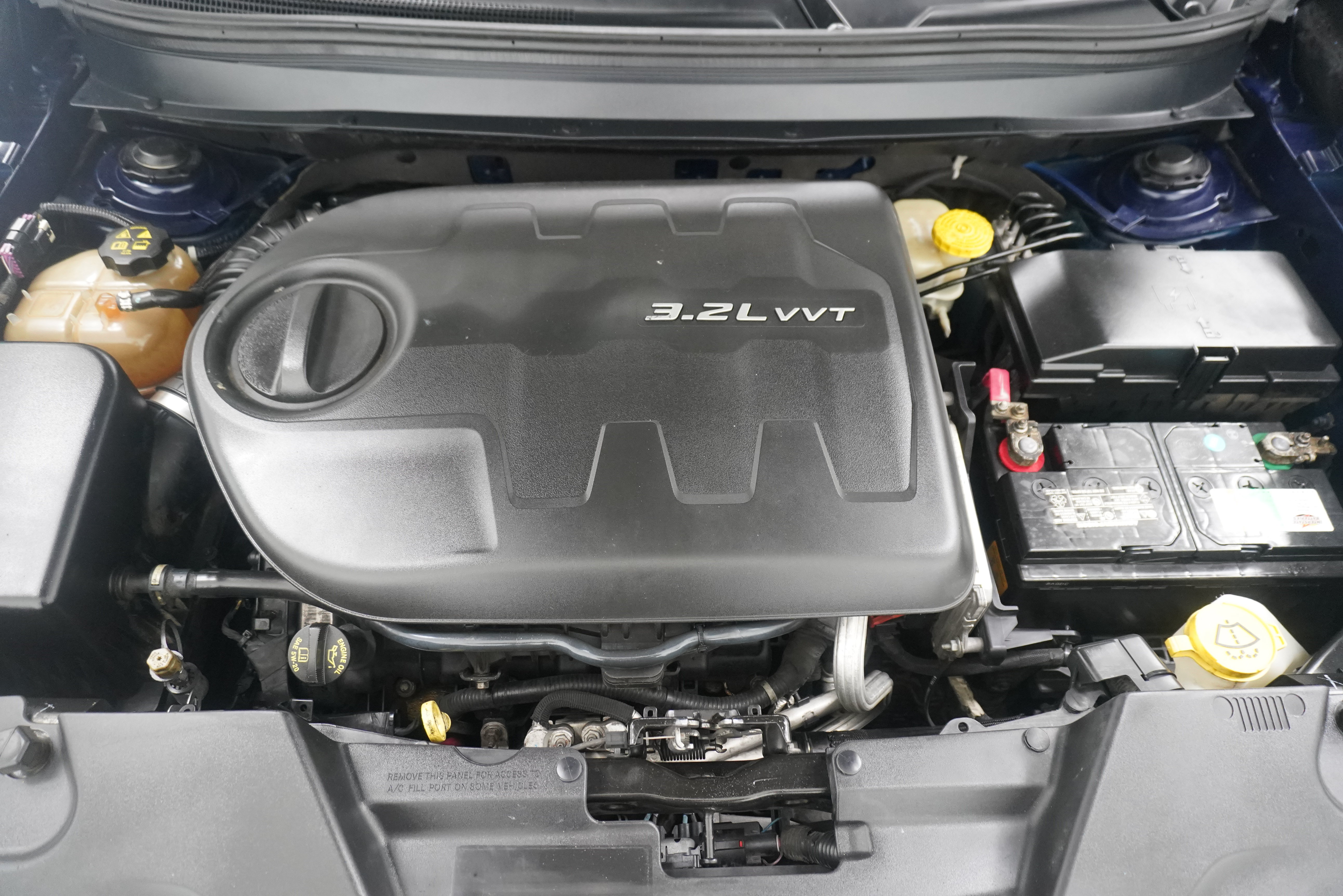 Used 2014 Jeep Cherokee Latitude FWD image 24