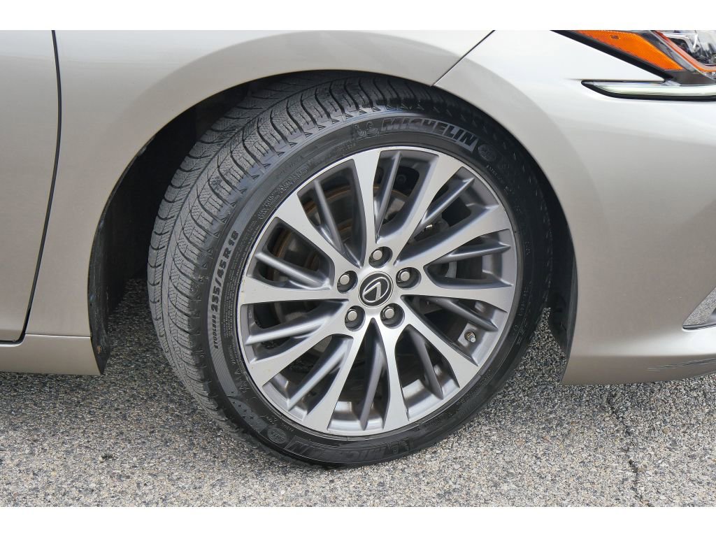 Used 2019 Lexus ES 350 image 30
