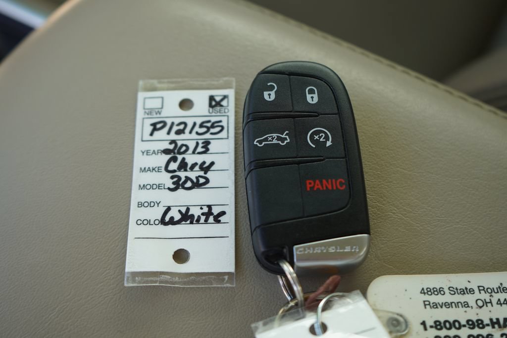 Used 2013 Chrysler 300 AWD w/ Driver Convenience Group image 34