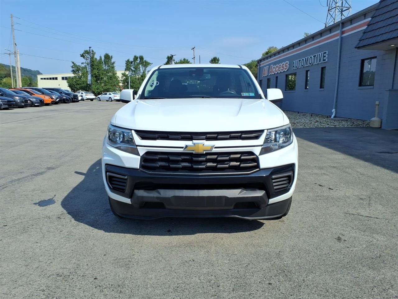 Used 2021 Chevrolet Colorado LT w/ Safety Package RWD image 3