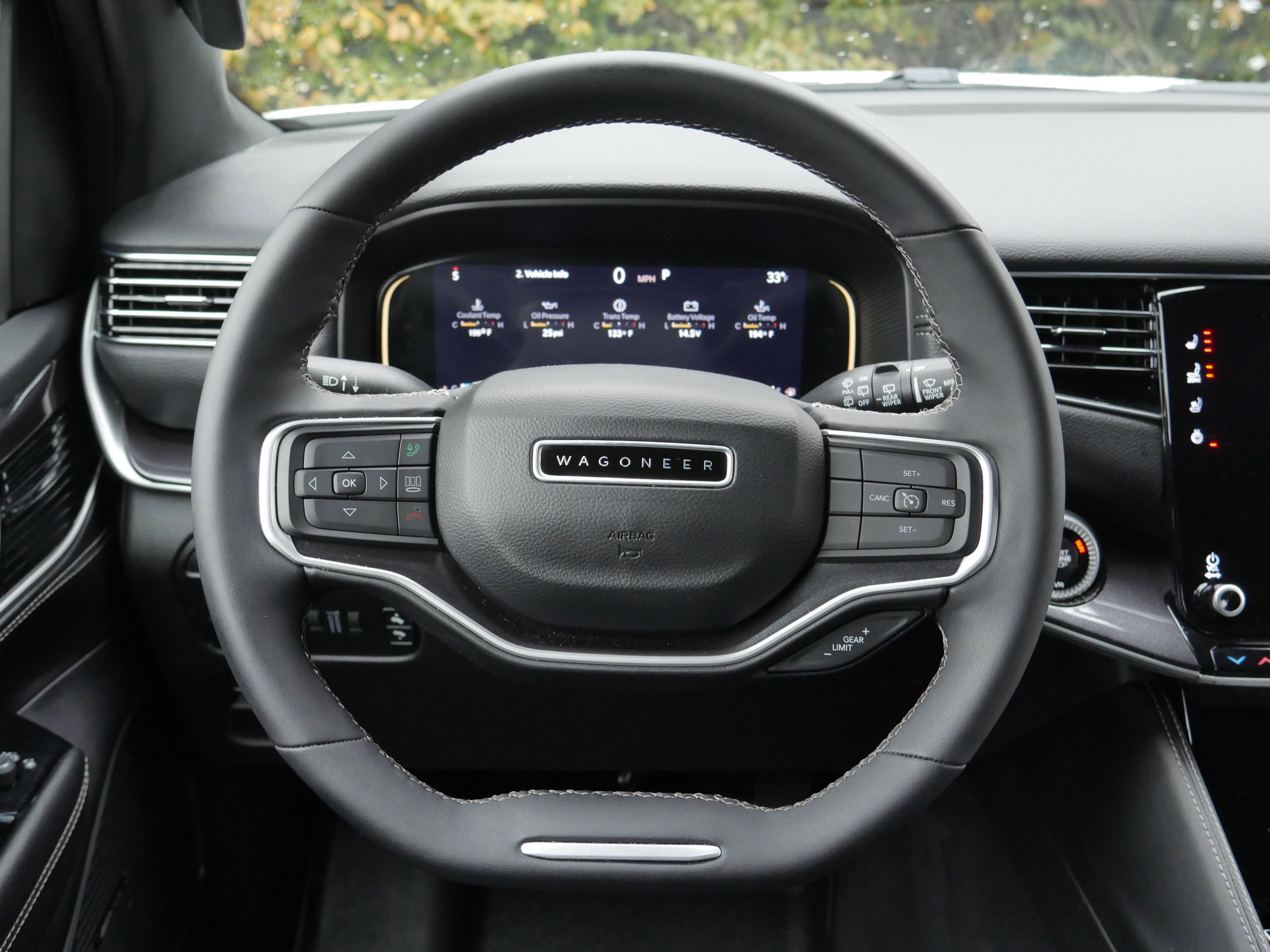Used 2024 Jeep Wagoneer 4WD image 6