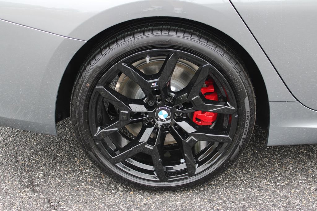 New 2025 BMW 330i xDrive Sedan w/ M Sport Package image 37