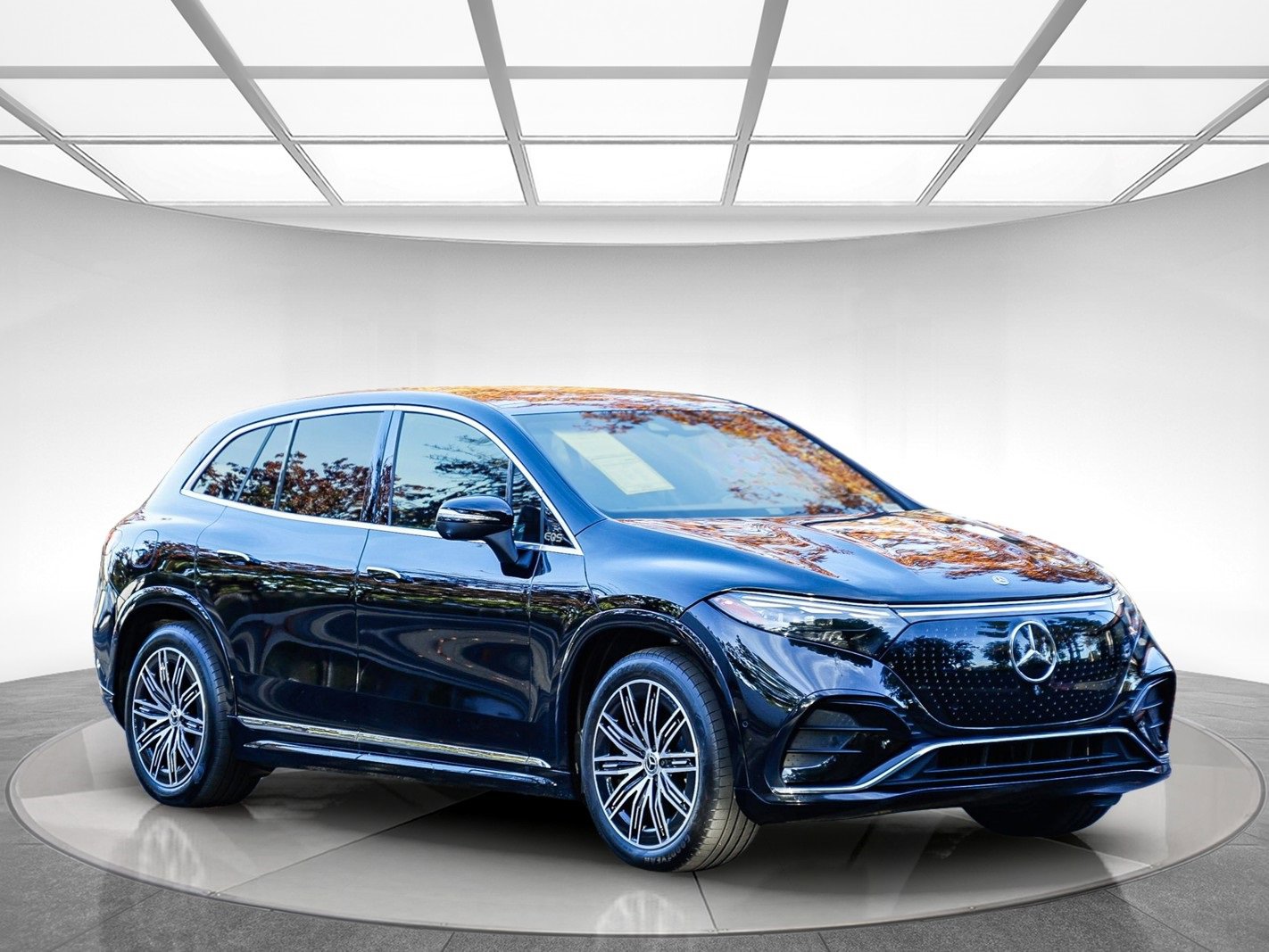 Used 2023 Mercedes-Benz EQS 580 4MATIC SUV image 5