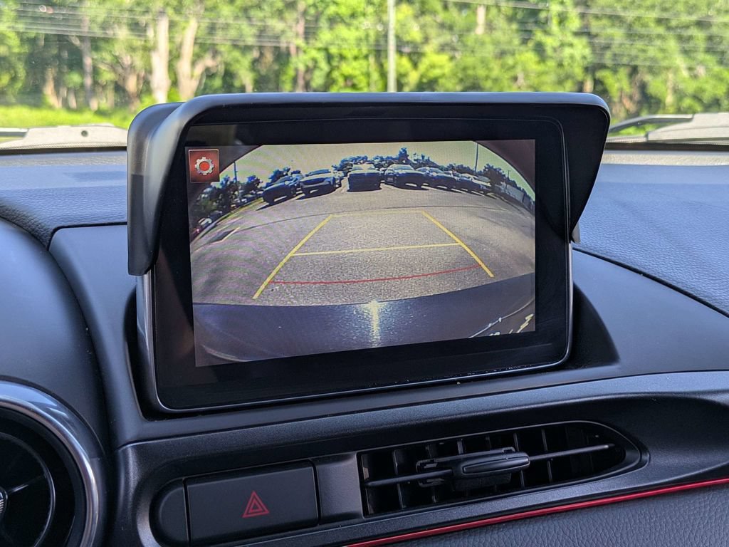 Used 2017 FIAT 124 Spider Abarth RWD image 27