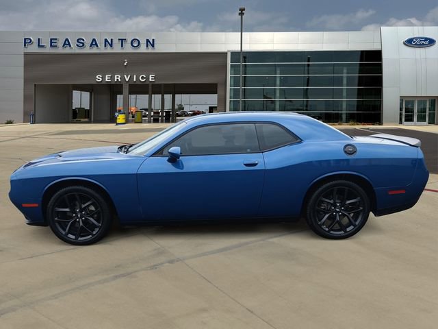 Used 2023 Dodge Challenger SXT w/ Blacktop Package image 2