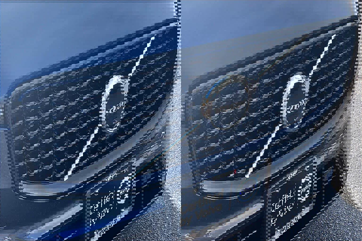 Used 2024 Volvo XC60 B5 Plus w/ Climate Package image 30