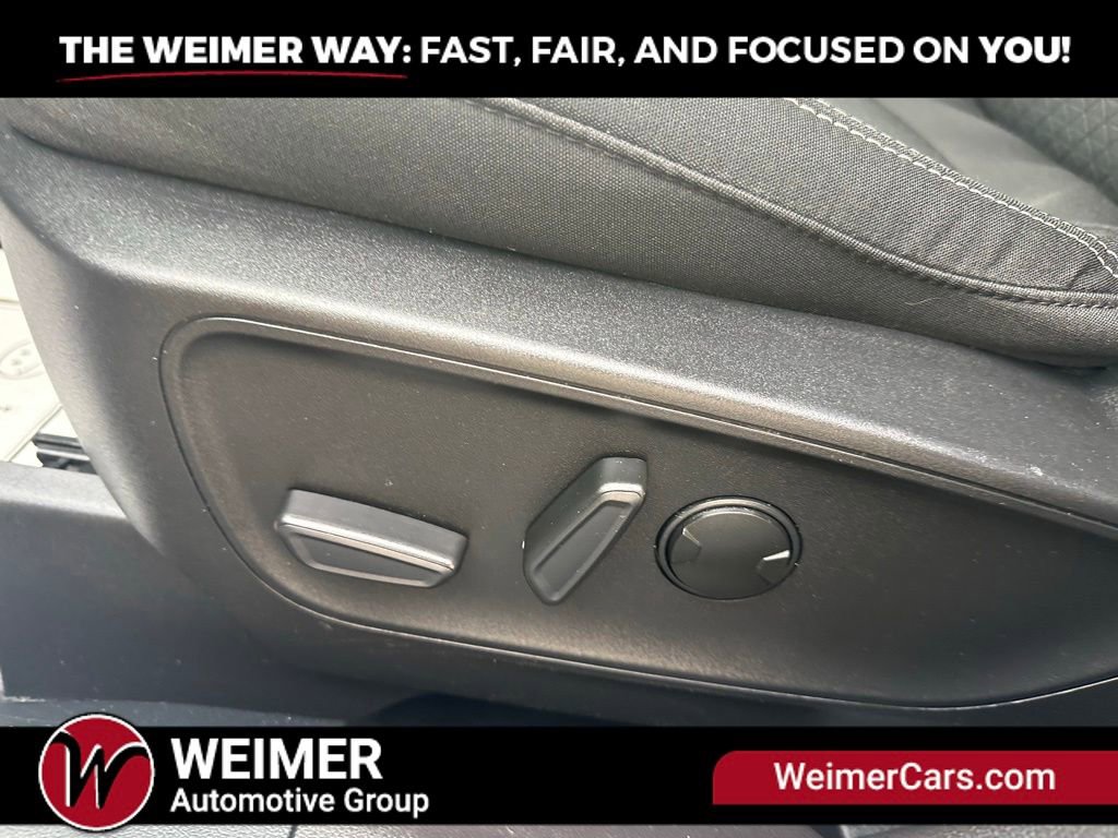 Used 2023 Ford Escape Active AWD/4WD image 11