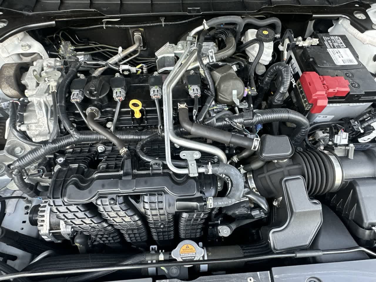 Used 2024 Nissan Altima 2.5 SR FWD image 12