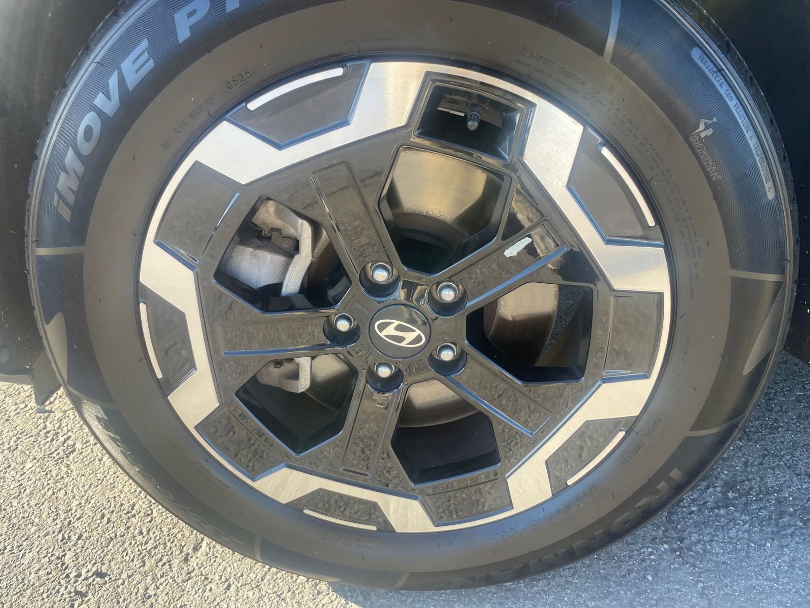 Used 2025 Hyundai Santa Fe SEL image 30