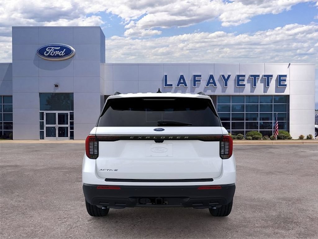New 2026 Ford Explorer Active RWD image 5