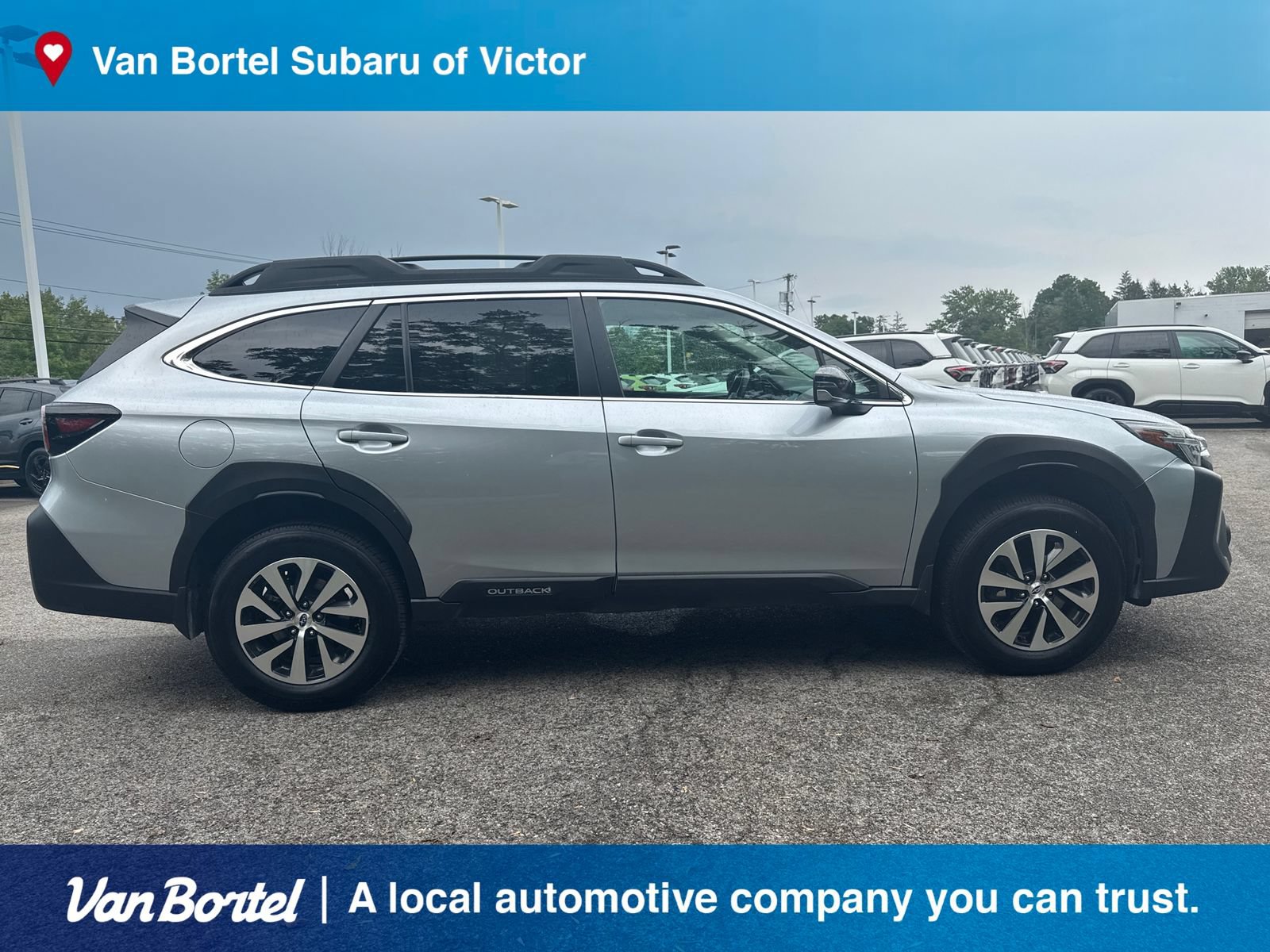 Certified 2025 Subaru Outback Premium AWD/4WD image 7