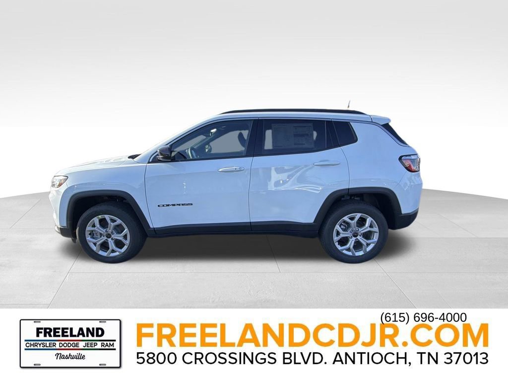 New 2026 Jeep Compass Latitude image 6