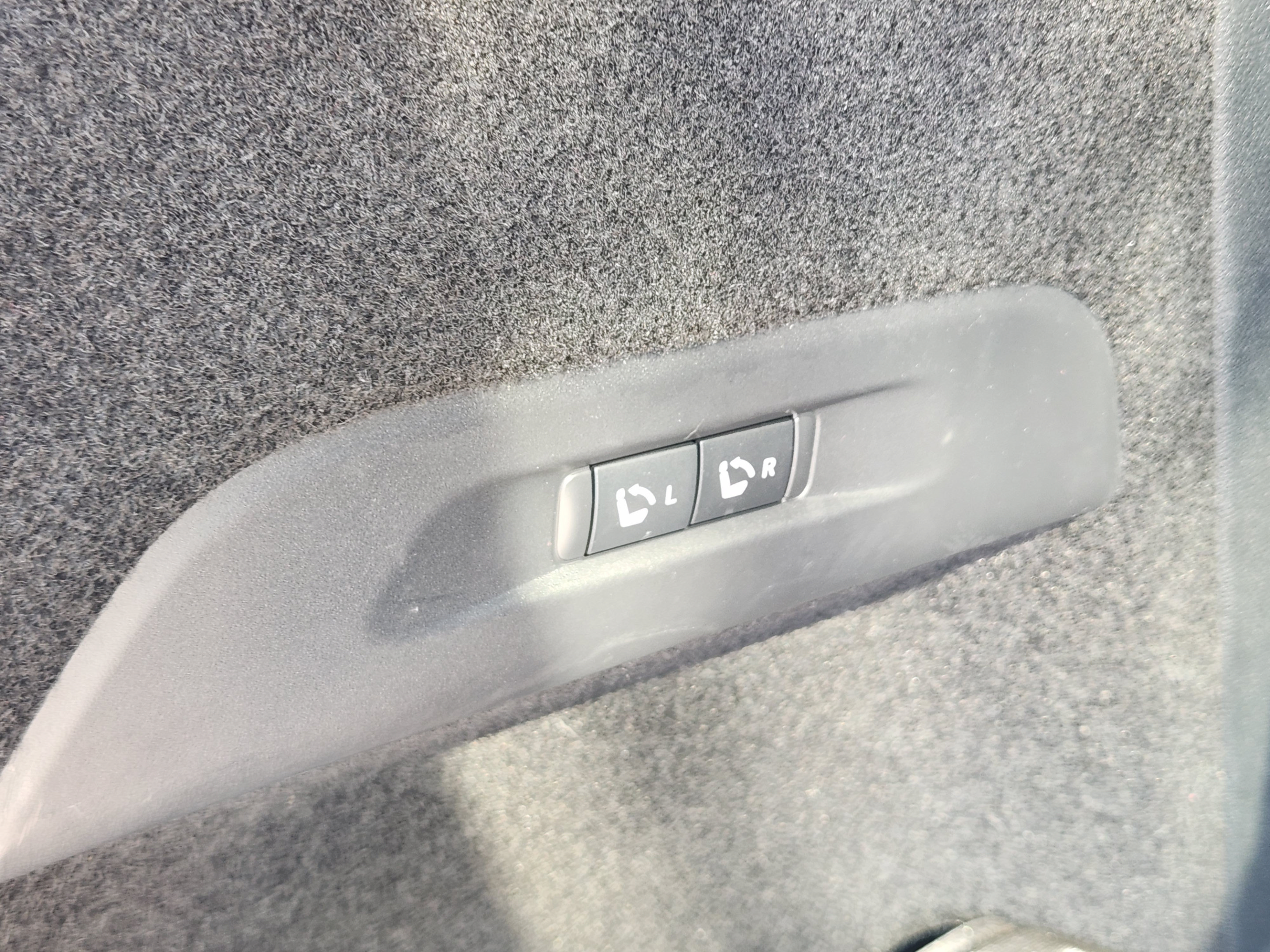 Used 2025 INFINITI QX60 Sensory w/ Vision Package AWD/4WD image 33