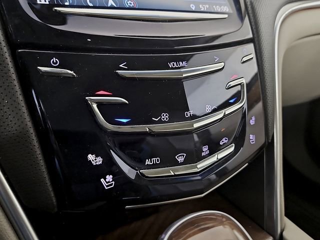 Used 2018 Cadillac XTS Luxury image 16