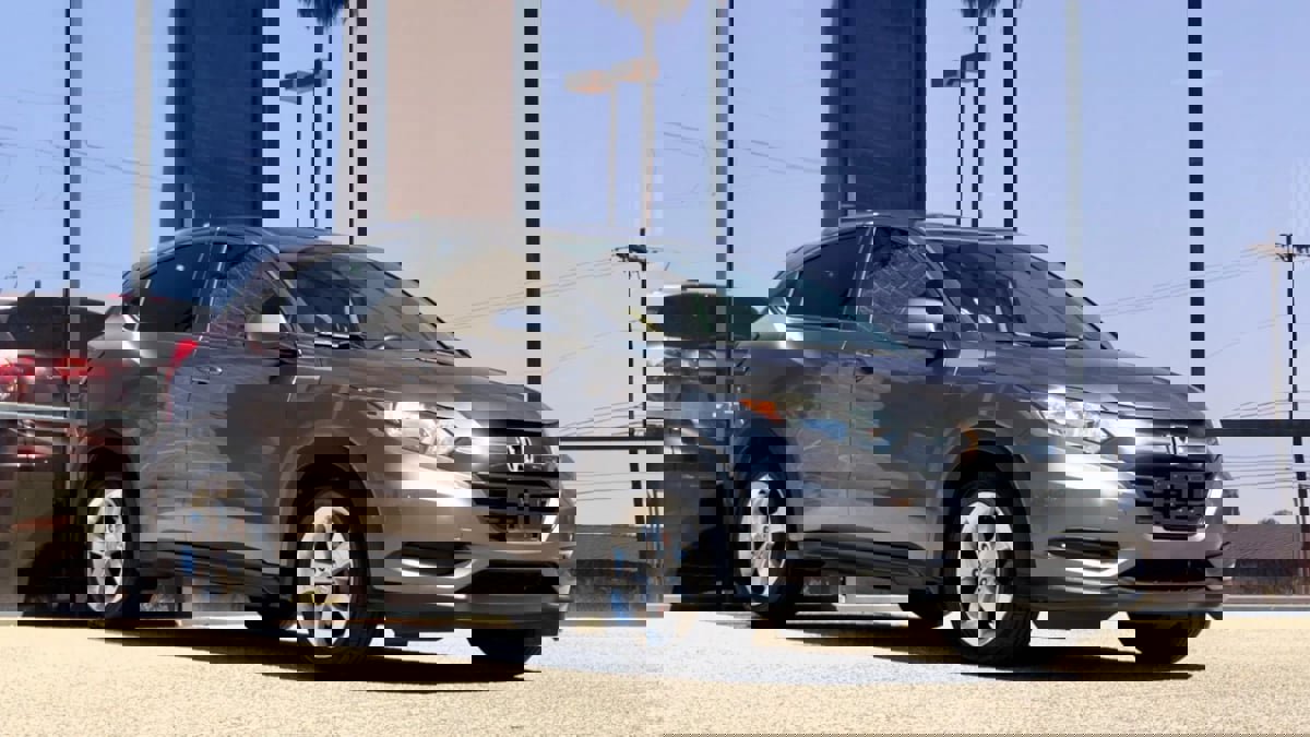 Used 2016 Honda HR-V LX image 21