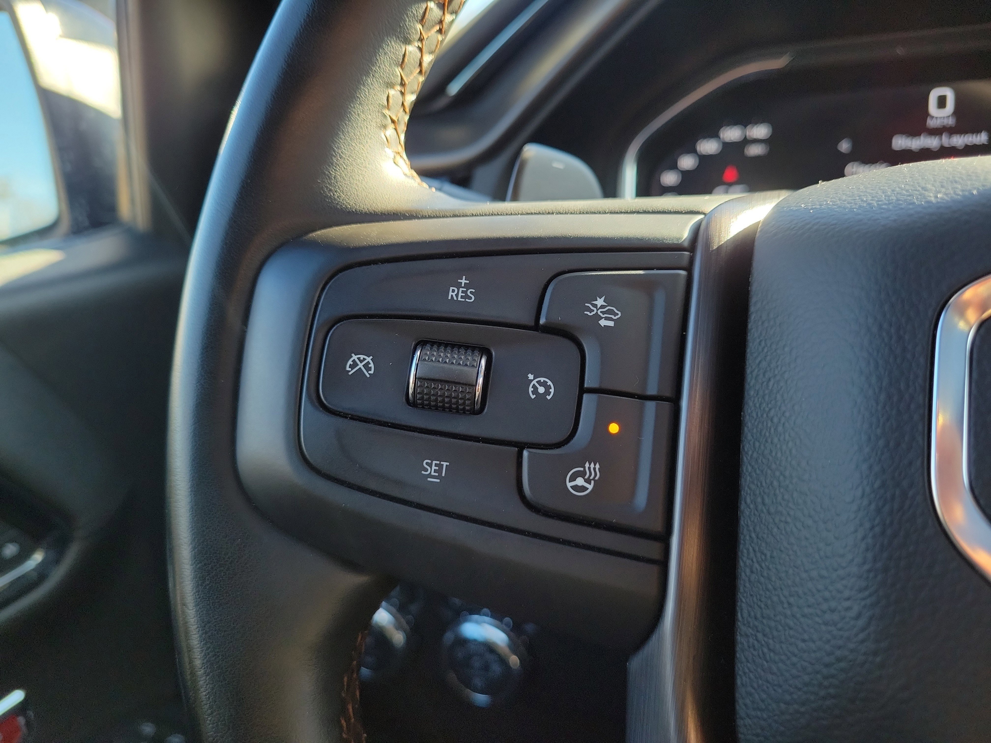 Used 2024 GMC Sierra 1500 AT4 w/ Technology Package image 21