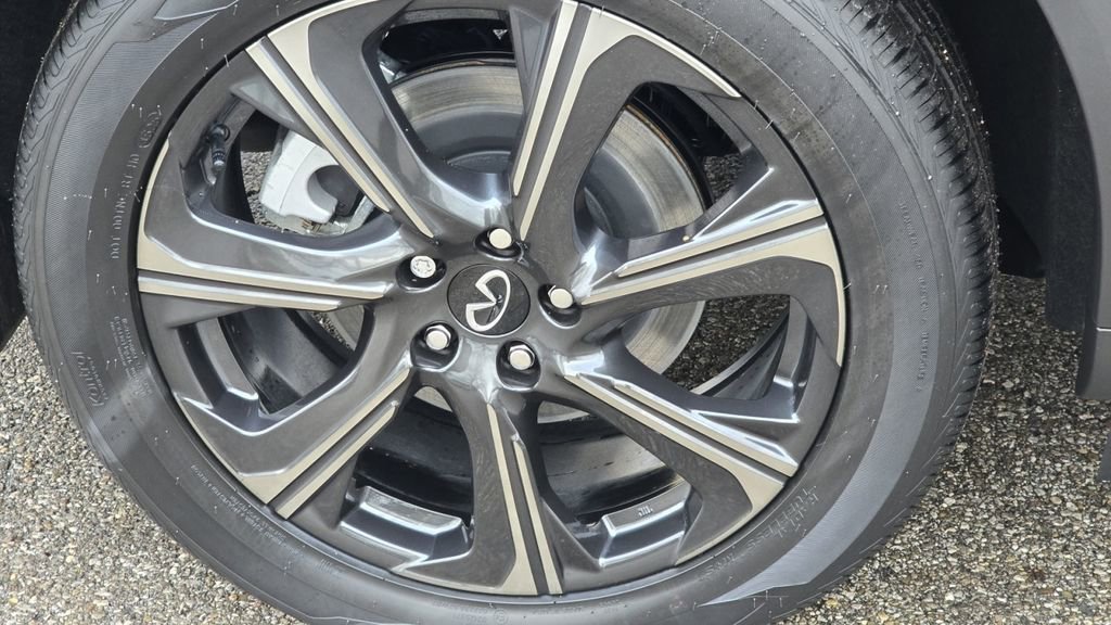 New 2026 INFINITI QX60 Autograph w/ Dark Cargo Package image 13