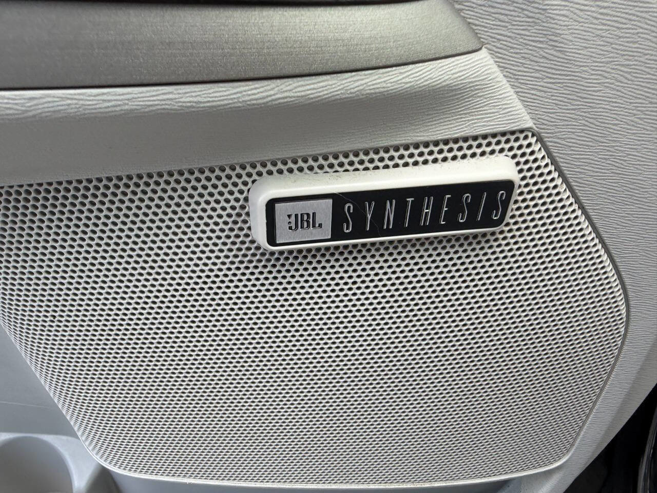 Used 2014 Toyota Venza Limited AWD/4WD image 20