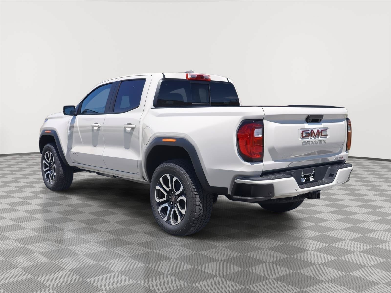 New 2026 GMC Canyon AT4 w/ Technology Plus Package AWD/4WD image 7