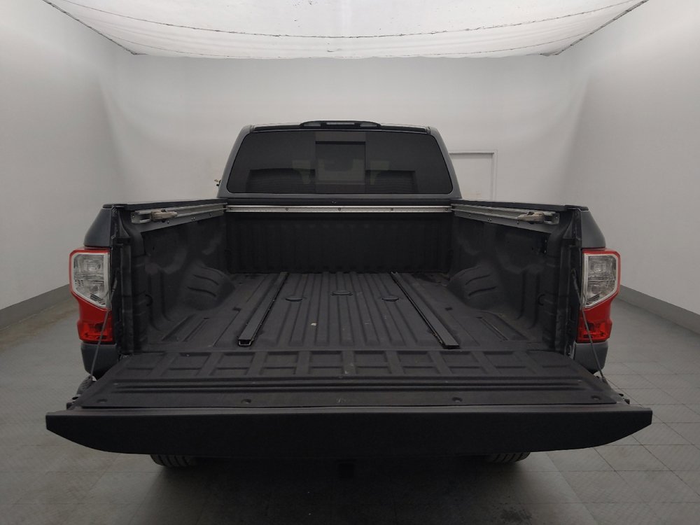 Used 2021 Nissan Titan SV w/ SV Convenience Package AWD/4WD image 29