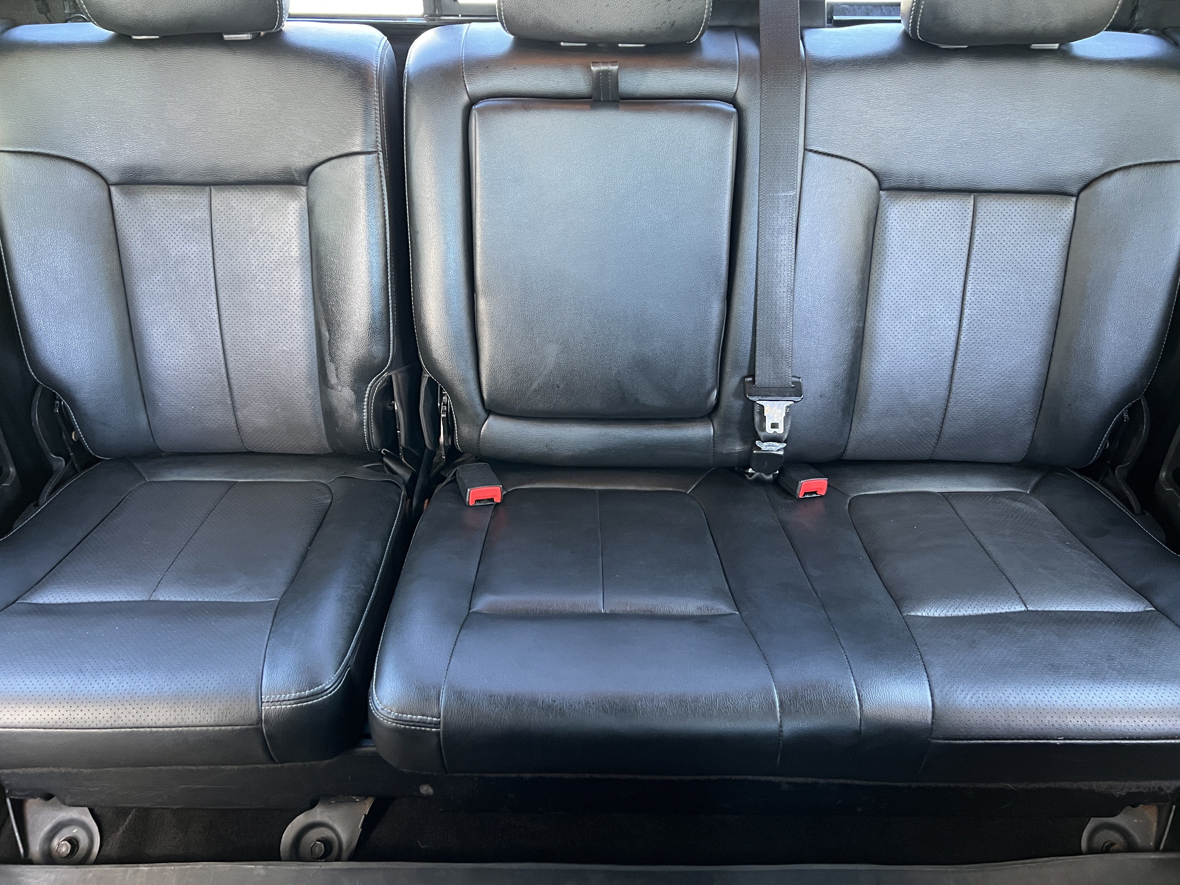 Used 2015 Ford F350 Lariat w/ Lariat Ultimate Package AWD/4WD image 15