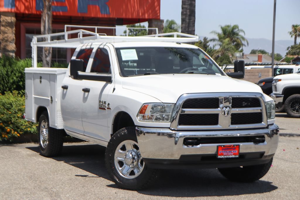 Used 2017 RAM 3500 Tradesman w/ Chrome Appearance Group AWD/4WD image 2