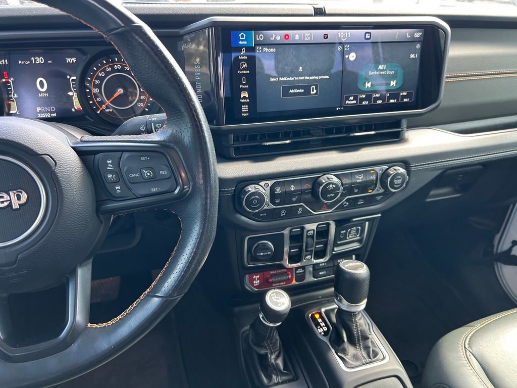 Used 2024 Jeep Gladiator Mojave w/ Safety Group image 19